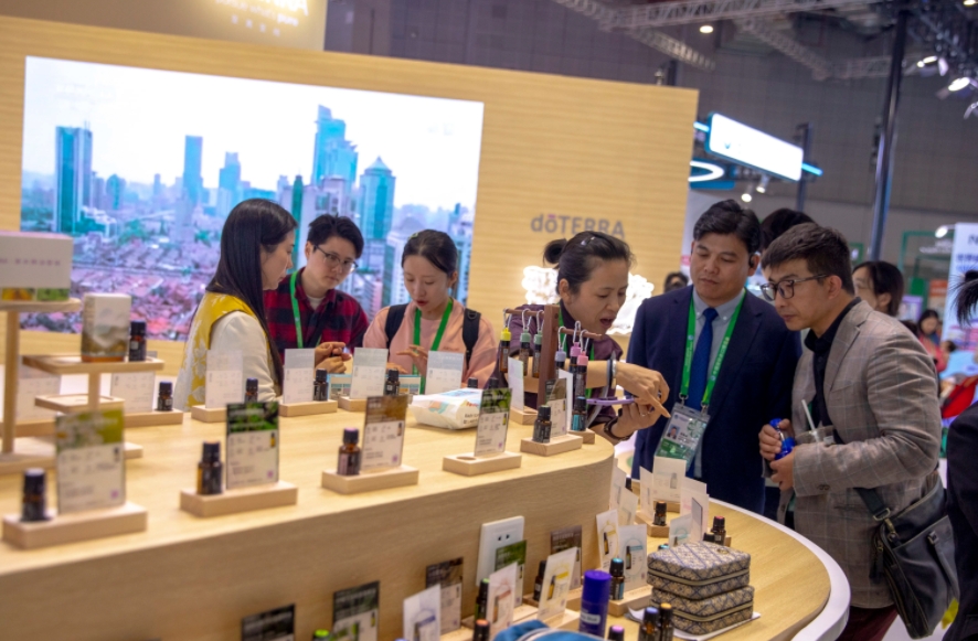 2025全球保健品美中日市場格局及消費行為對比